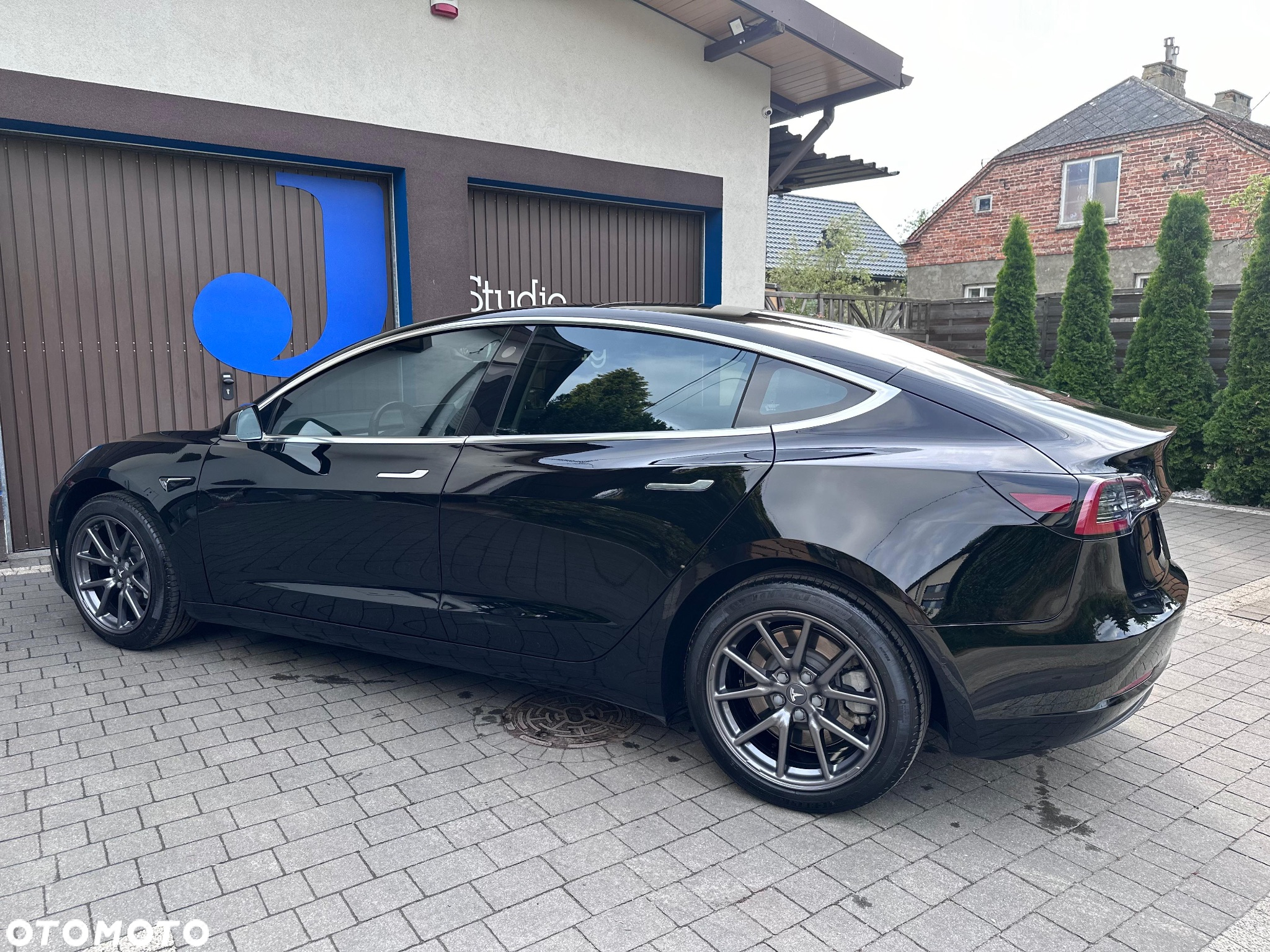Tesla Model 3 Standard Reichweite Plus Hinterradantrieb - 7