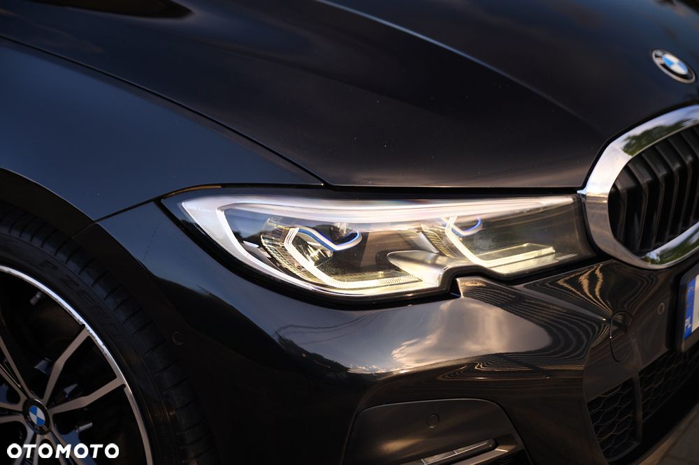 BMW Seria 3 320d xDrive mHEV M Sport sport - 19