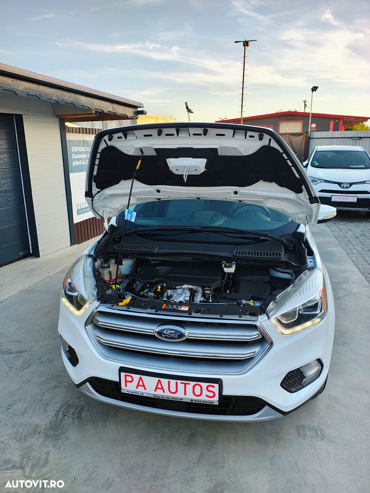 Ford Kuga 1.5 TDCi 2x4 Titanium - 13