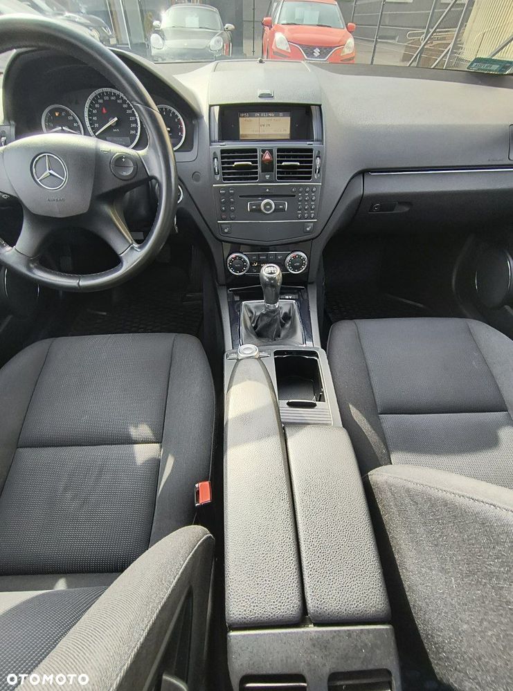 Mercedes-Benz Klasa C 180 Kompressor Elegance - 29