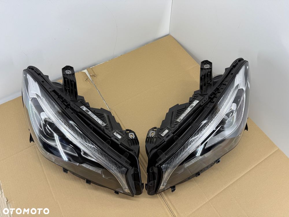 Lampa lewa prawa Mercedes A117 W117 X117 CLA Performance LIFT FL - 4