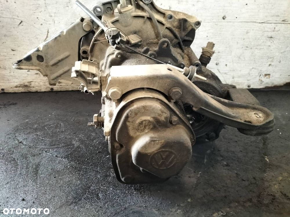 SKRZYNIA BIEGÓW SEAT IBIZA II 1.4 8V MANUAL 5 BIEGÓW DCJ - 6