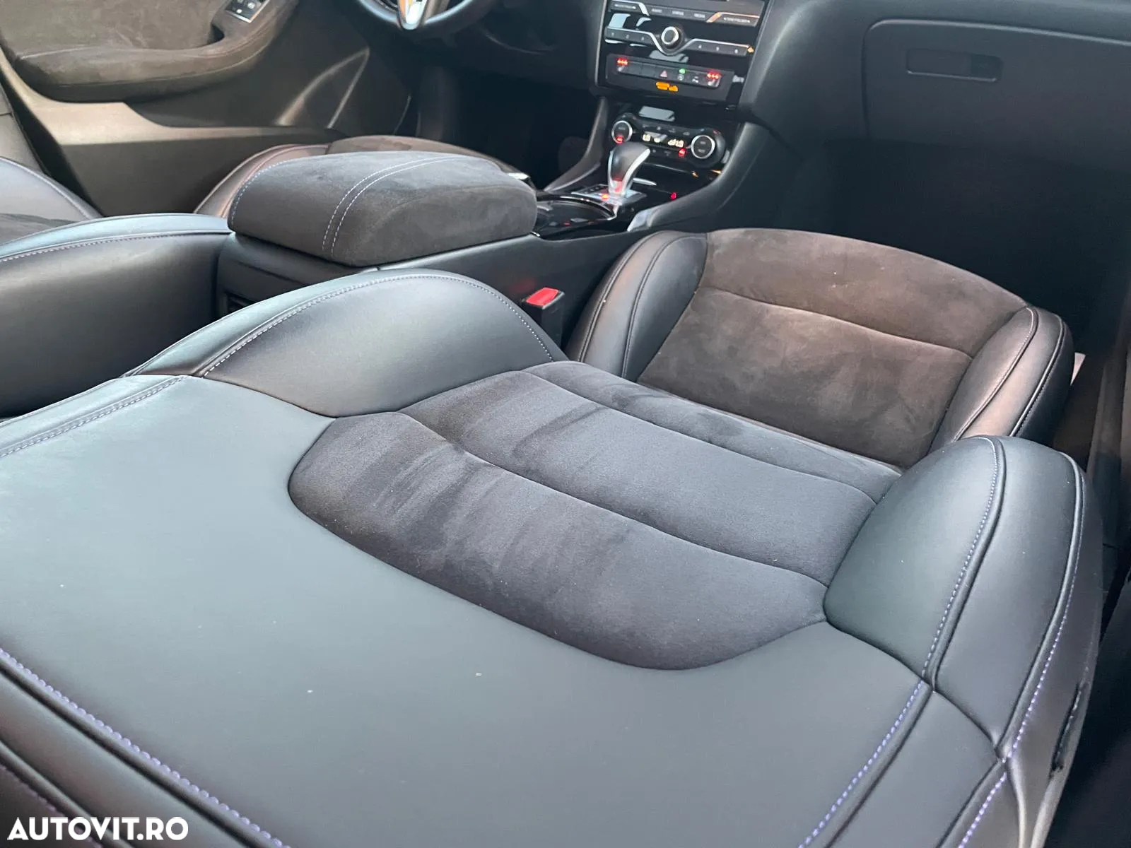 Infiniti Q30 - 13