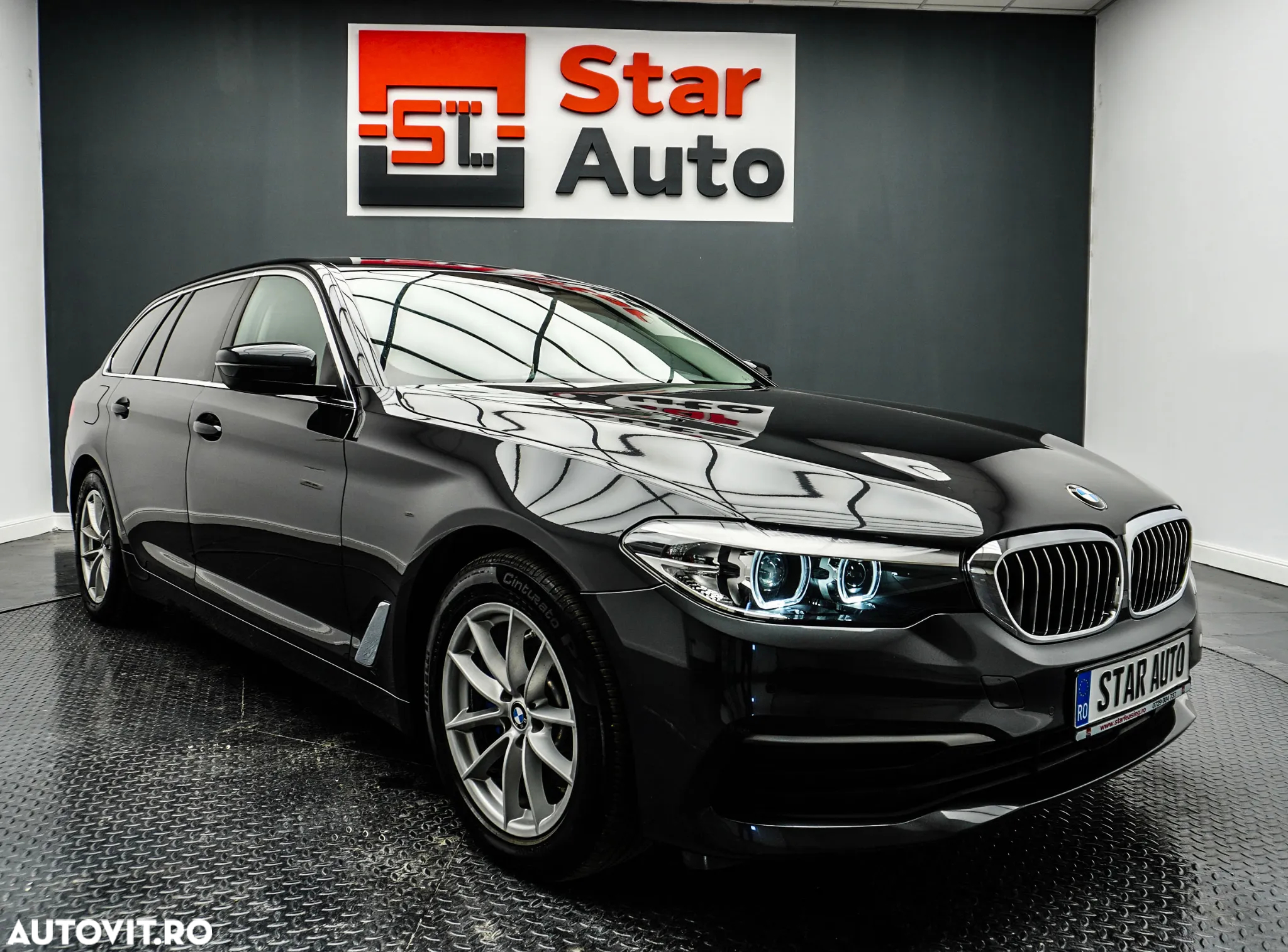 BMW Seria 5 520d AT - 4