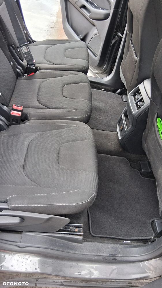 Ford S-Max 2.0 TDCi Titanium - 11