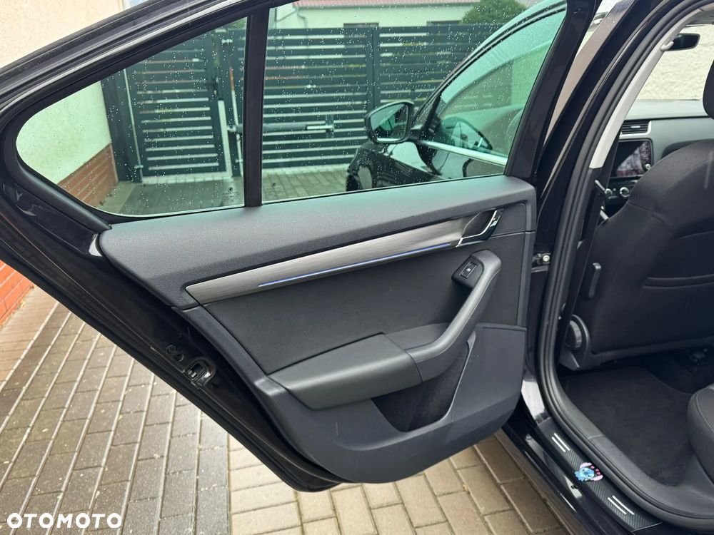 Skoda Octavia 2.0 TSI DSG Soleil - 8