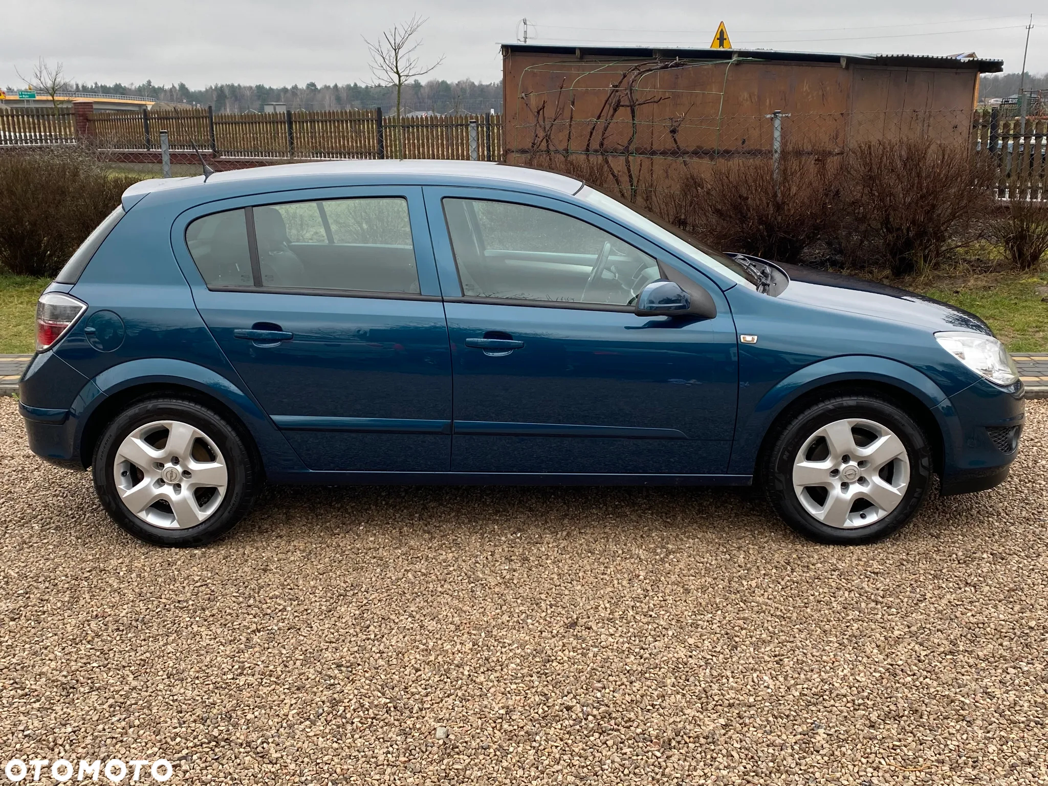 Opel Astra III 1.6 - 12