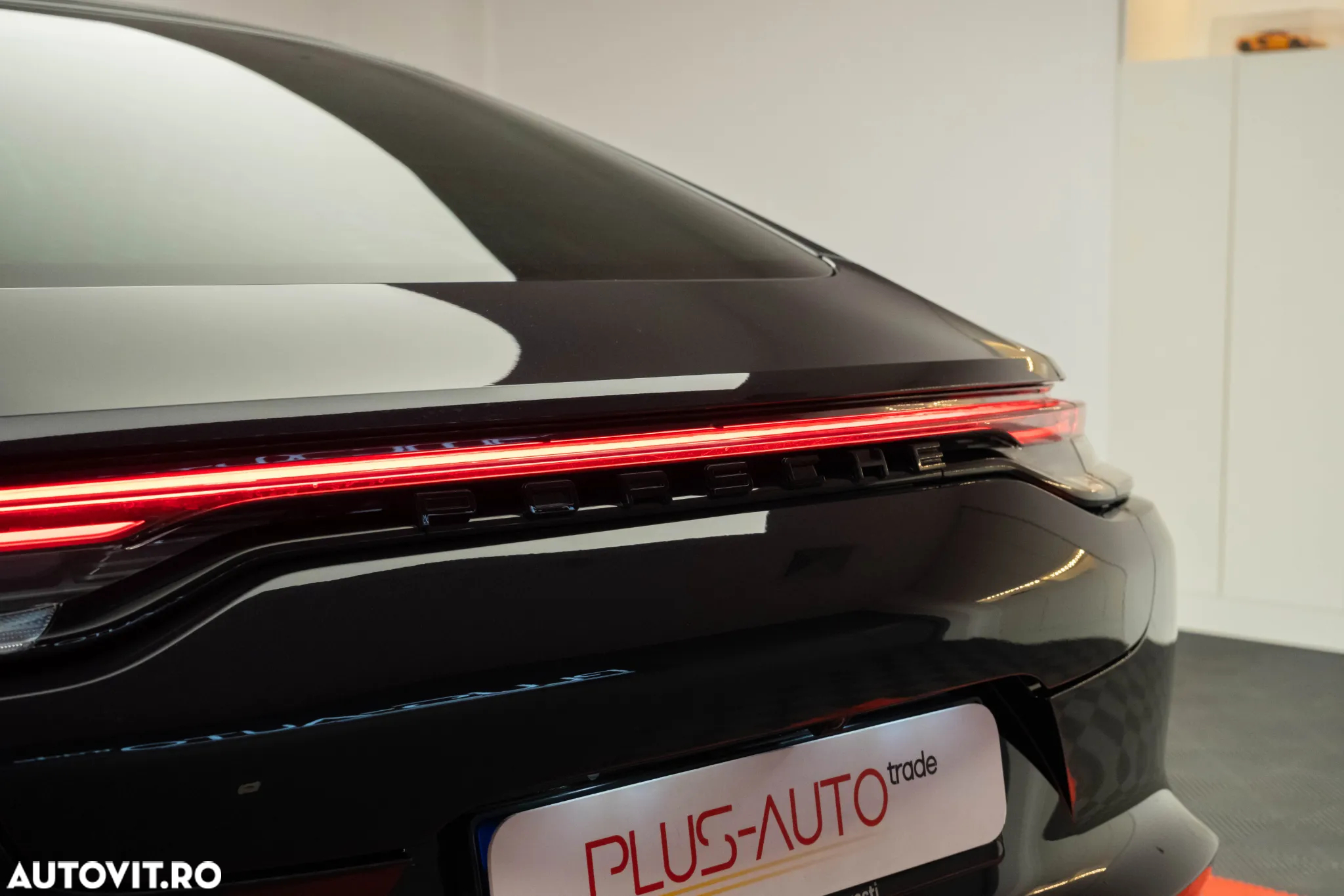 Porsche Panamera - 11