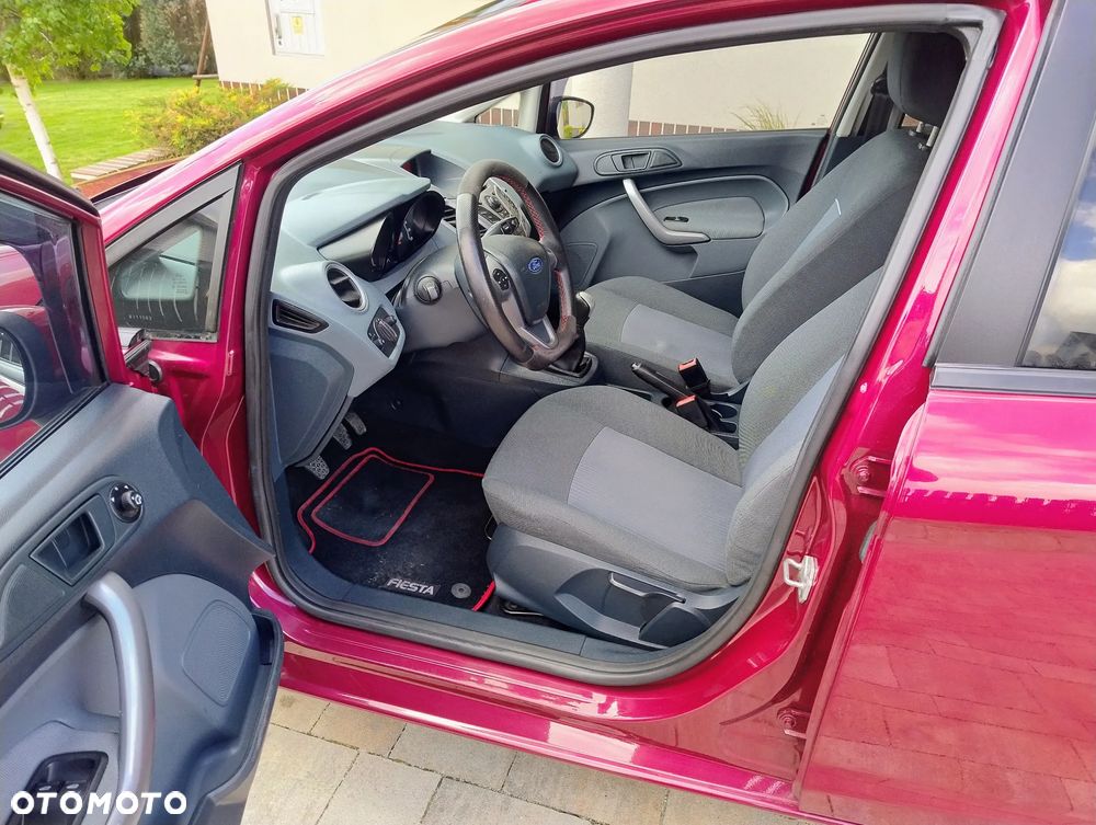 Ford Fiesta - 7