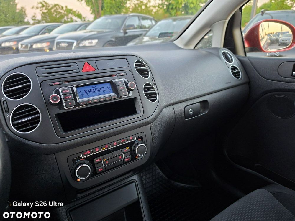 Volkswagen Golf Plus - 38