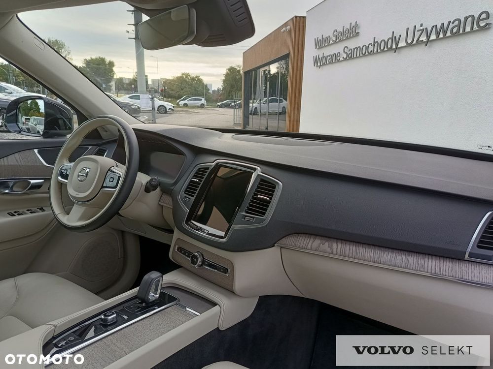 Volvo XC 90 - 29