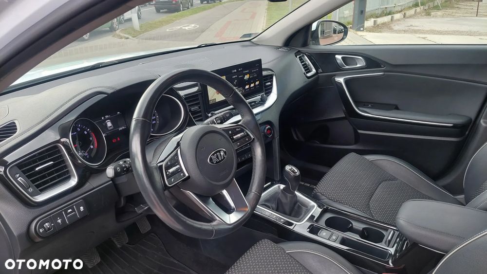 Kia XCeed 1.6 T-GDI L Business Line - 7