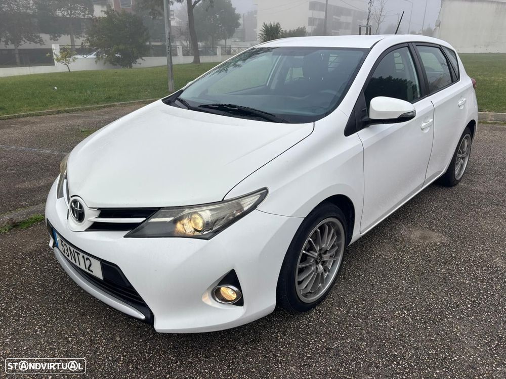 Toyota Auris 1.4 D-4D +AC - 1