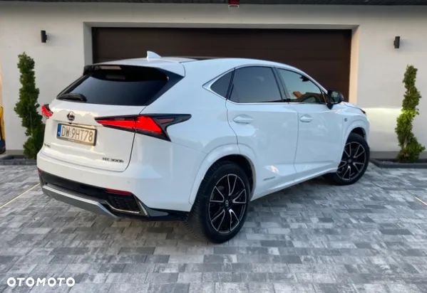 Lexus NX - 3