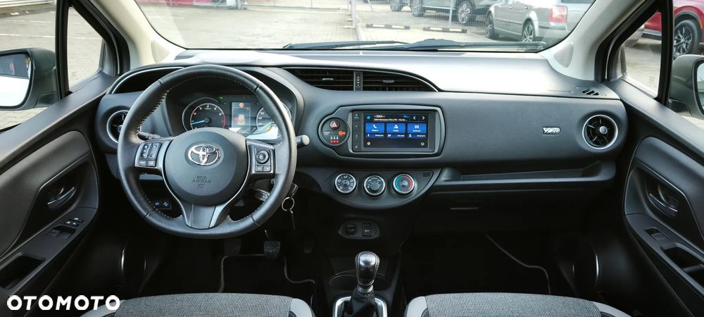 Toyota Yaris 1.5 20th Anniversary - 29