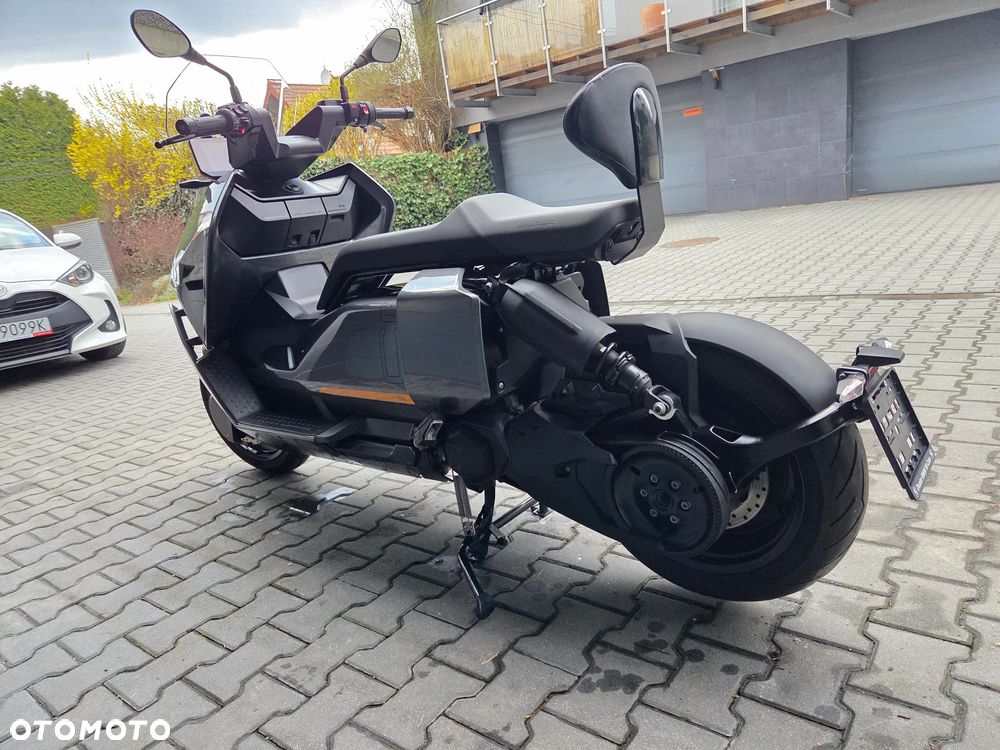 BMW CE 04 - 8