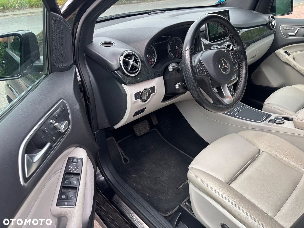 Mercedes-Benz Klasa B (Electric Drive) 250 e - 19