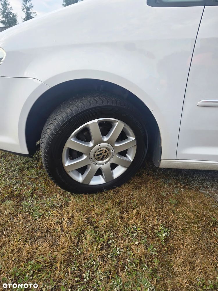 Volkswagen Touran 1.4 TSI Comfortline - 3