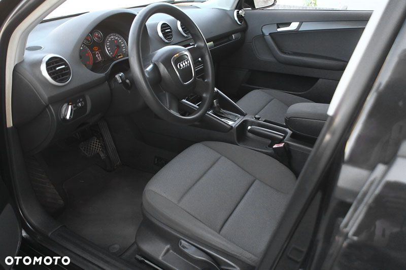Audi A3 Sportback - 7