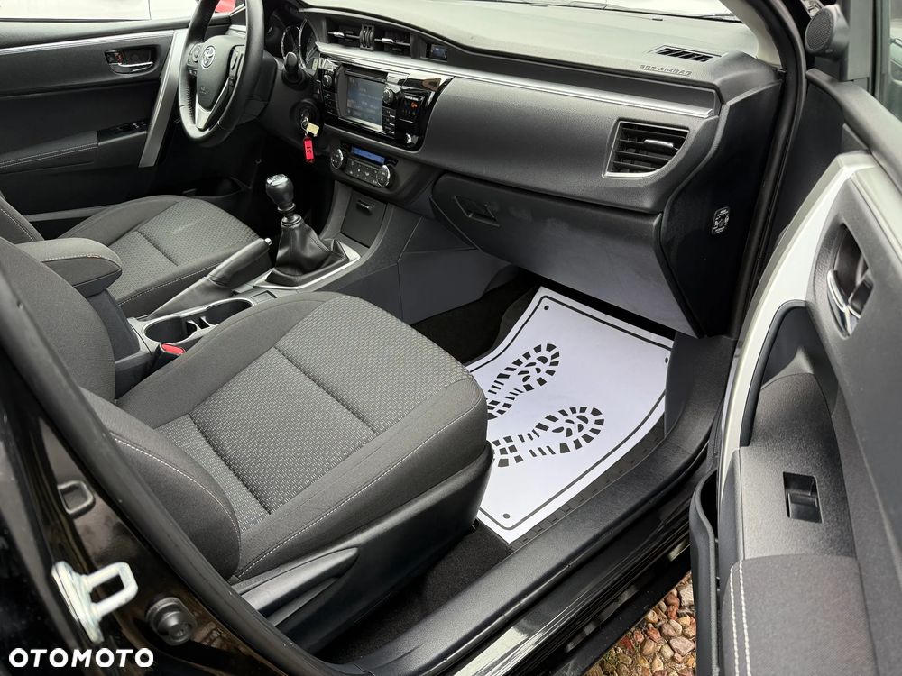 Toyota Corolla 1.6 Premium - 15