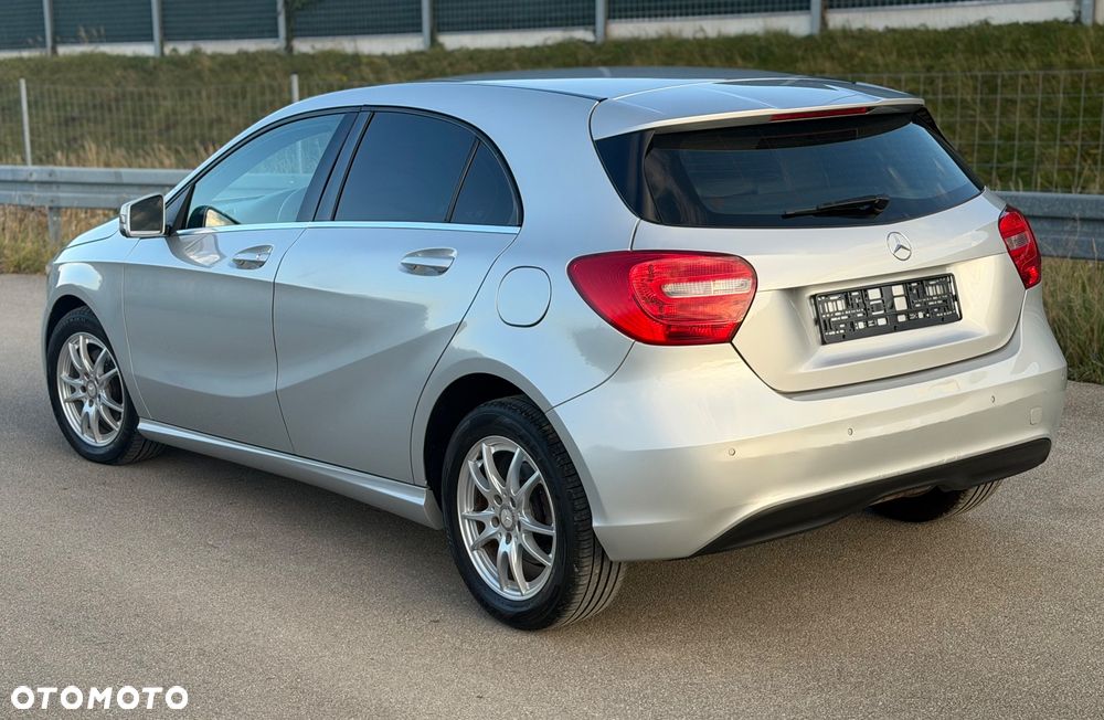 Mercedes-Benz A-Class 2012 photo 4