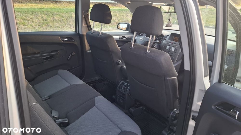 Opel Zafira 1.9 CDTI Cosmo - 10
