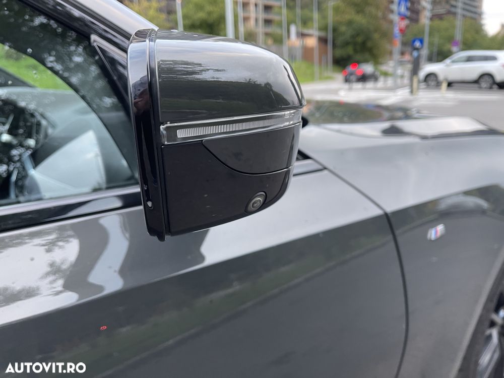 BMW Seria 3 330i AT - 13