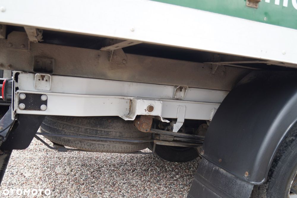 Mercedes-Benz Sprinter - 10