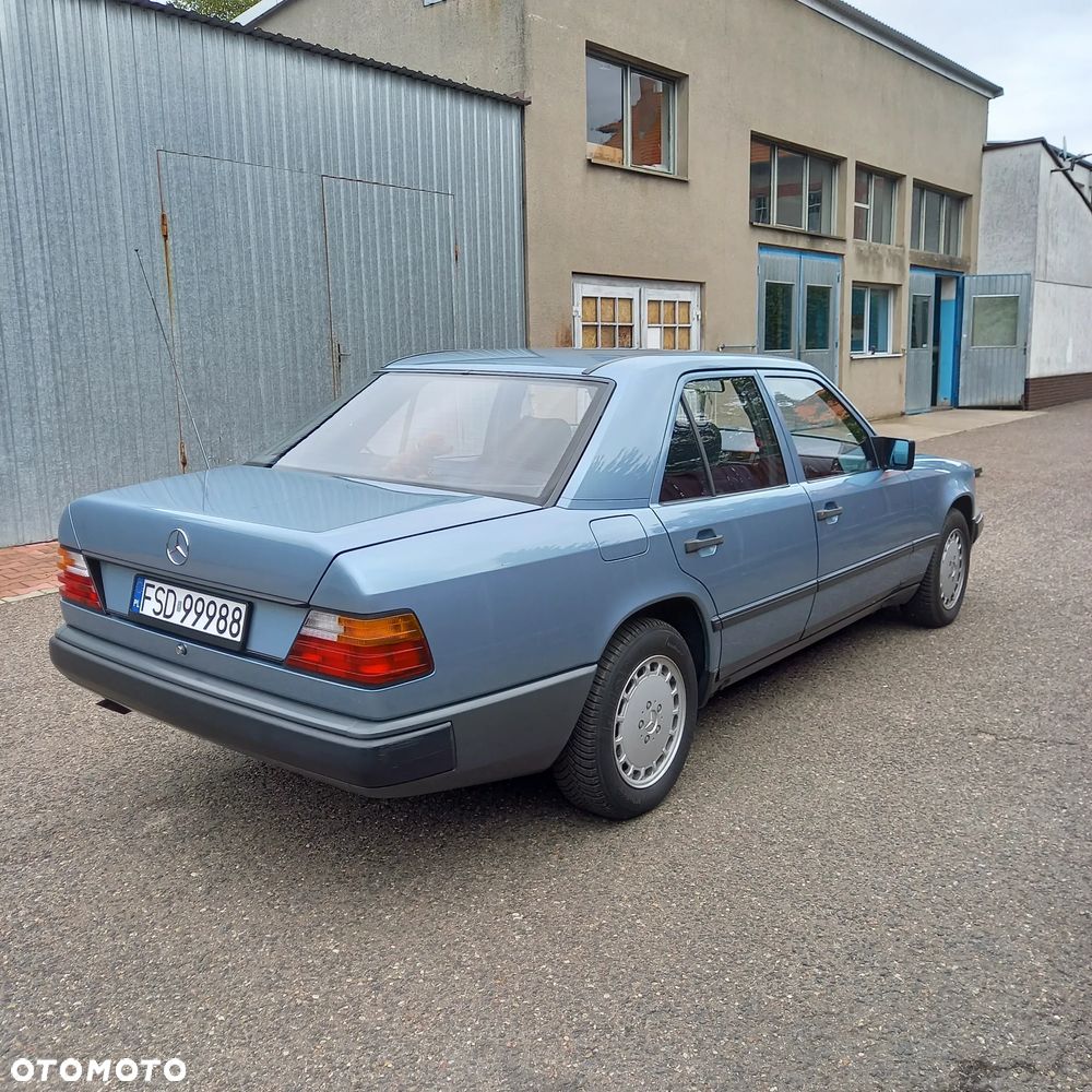 Mercedes-Benz W124 (1984-1993) - 6