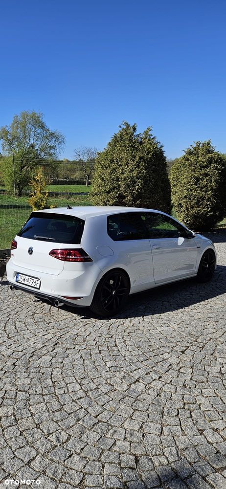 Volkswagen Golf GTI Performance BlueMotion Technology - 4