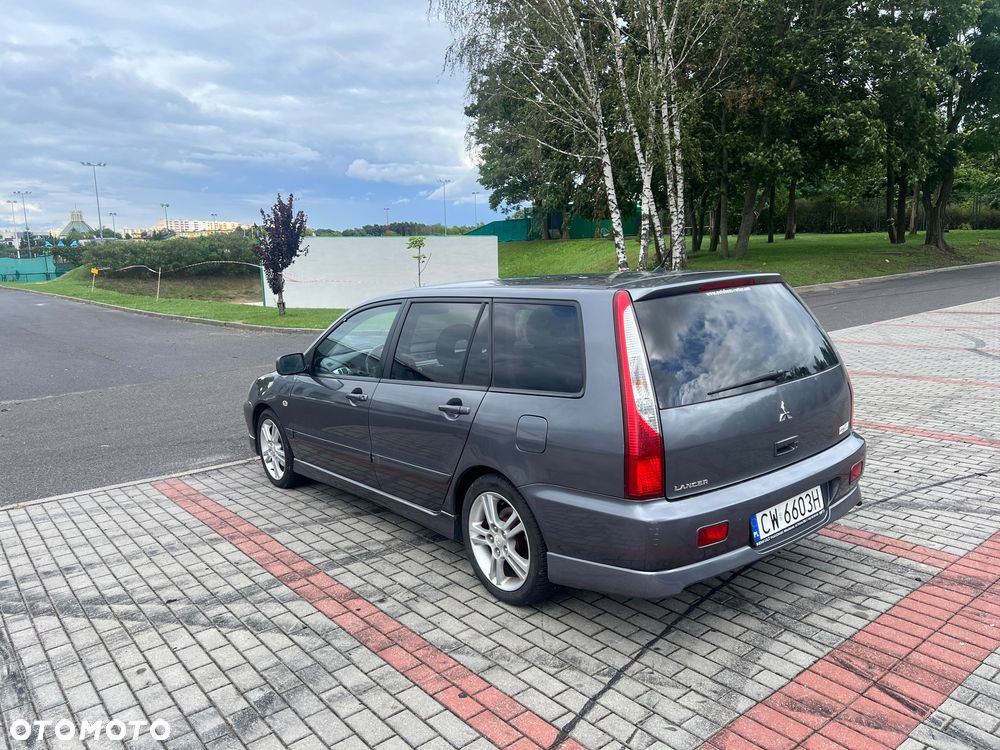 Mitsubishi Lancer 1.6 Sport - 4