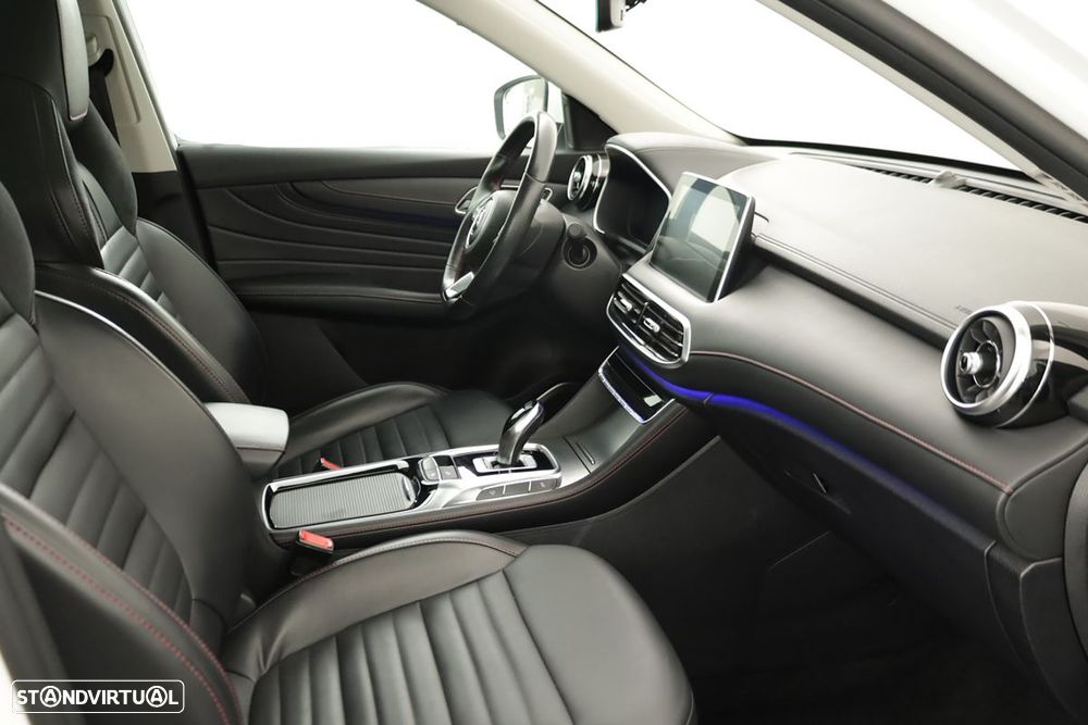 MG EHS 1.5 T-GDI Plug-in Hybrid Luxury - 23