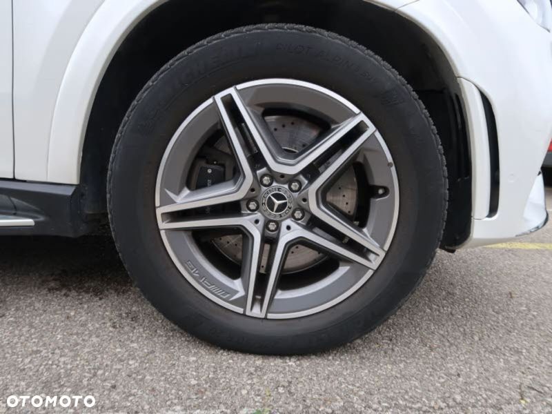 Mercedes-Benz GLE 400 d 4Matic 9G-TRONIC AMG Line - 13
