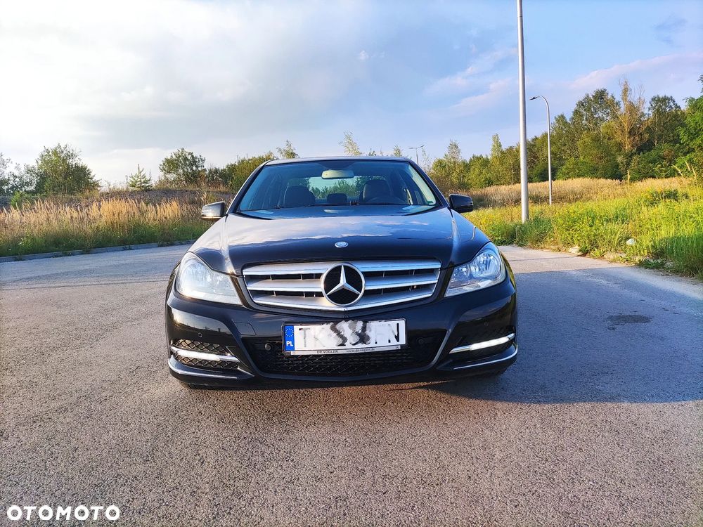 Mercedes-Benz Klasa C 180 BlueEFFICIENCY Avantgarde - 13