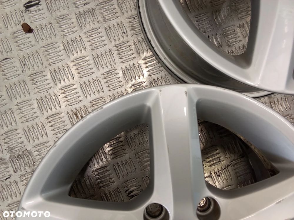 Felgi Vw Caddy Golf V VI VII 6Jx15 et43 5x112 - 7