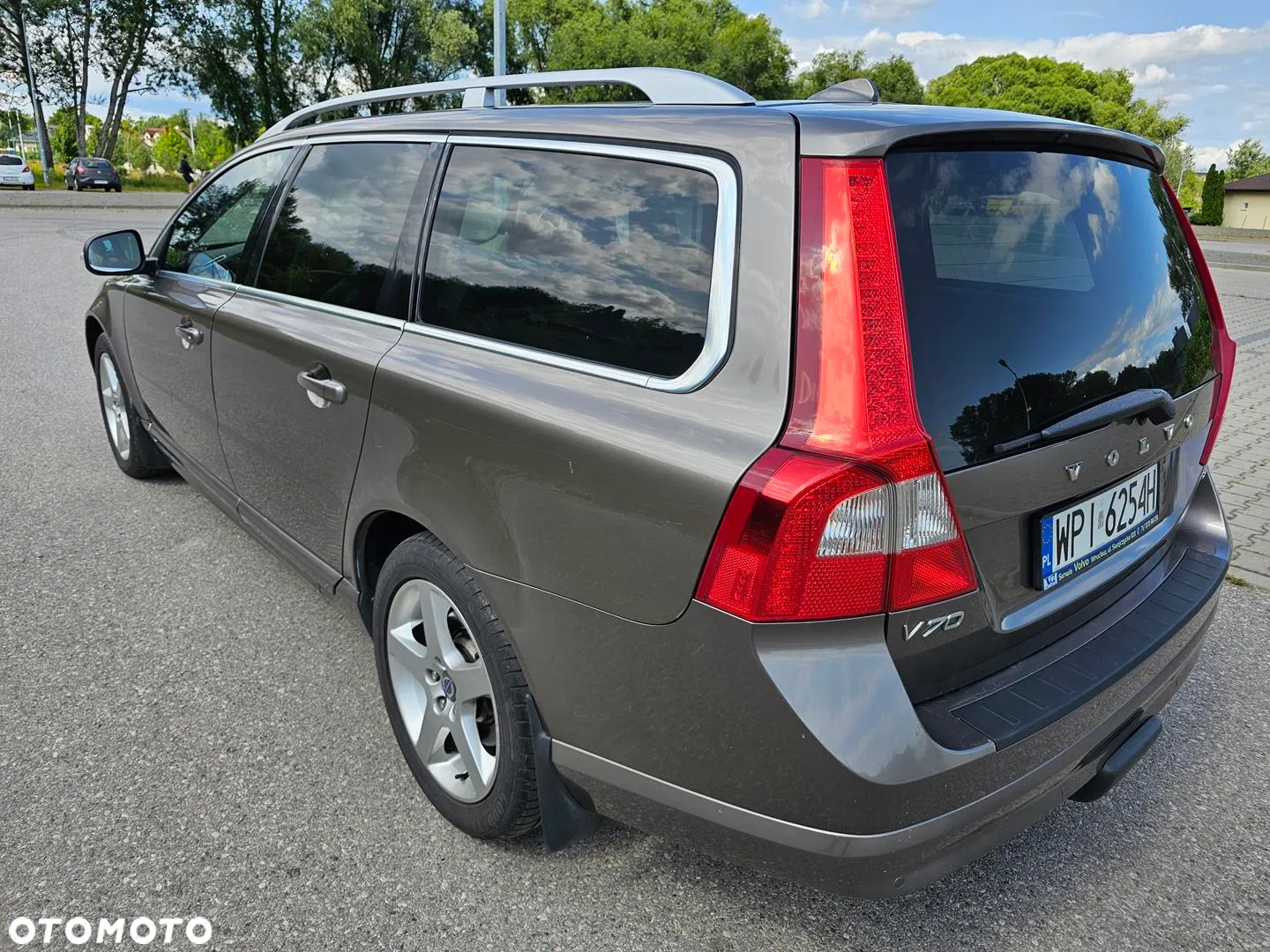 Volvo V70 2.4D Summum - 34