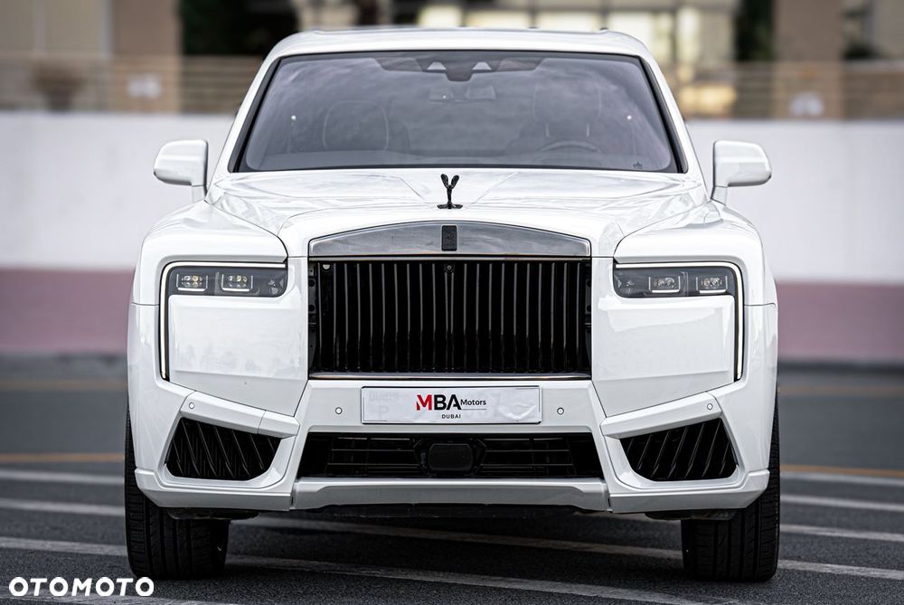 Rolls-Royce Cullinan - 10