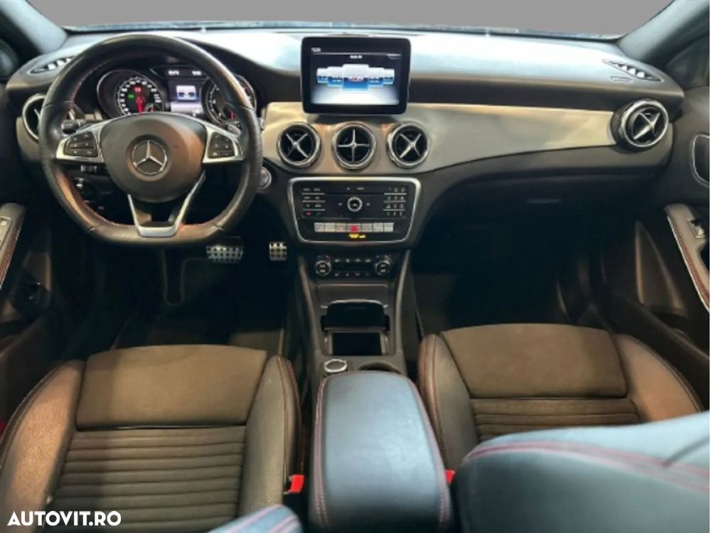 Mercedes-Benz GLA 200 (CDI) d 7G-DCT AMG Line - 11