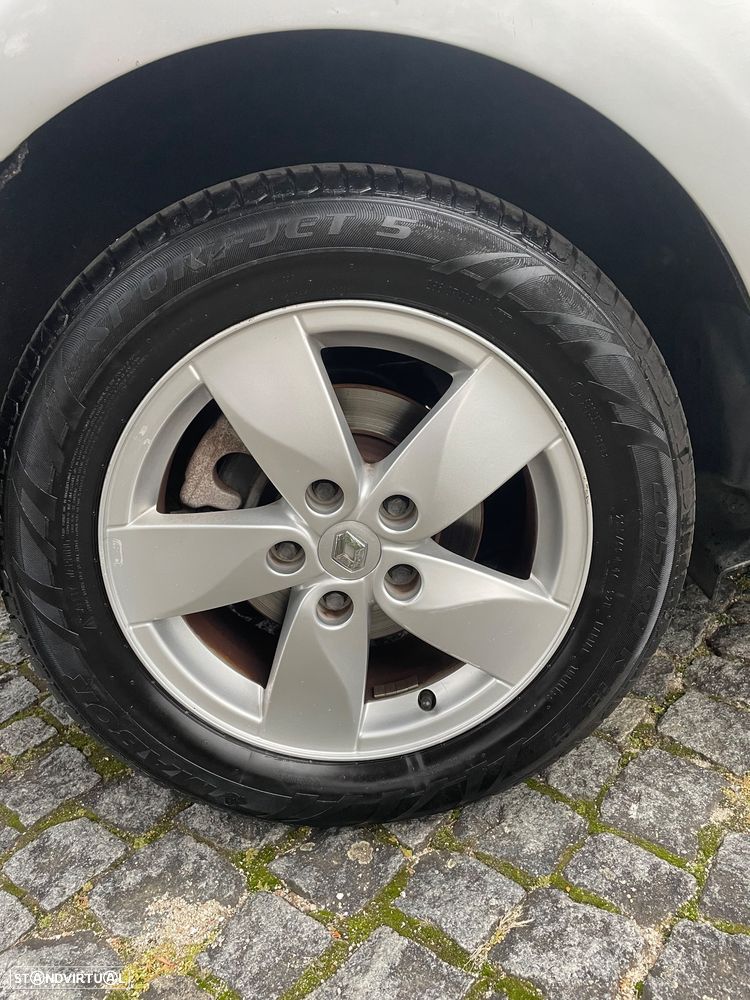 Renault Scénic 1.5 dCi Dynamique S - 9