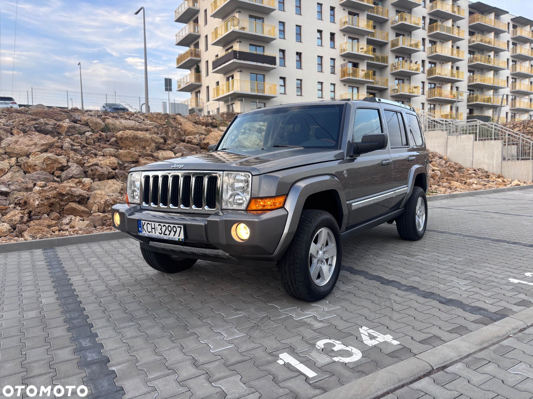 Jeep Commander 5.7 V8 Limited - 1