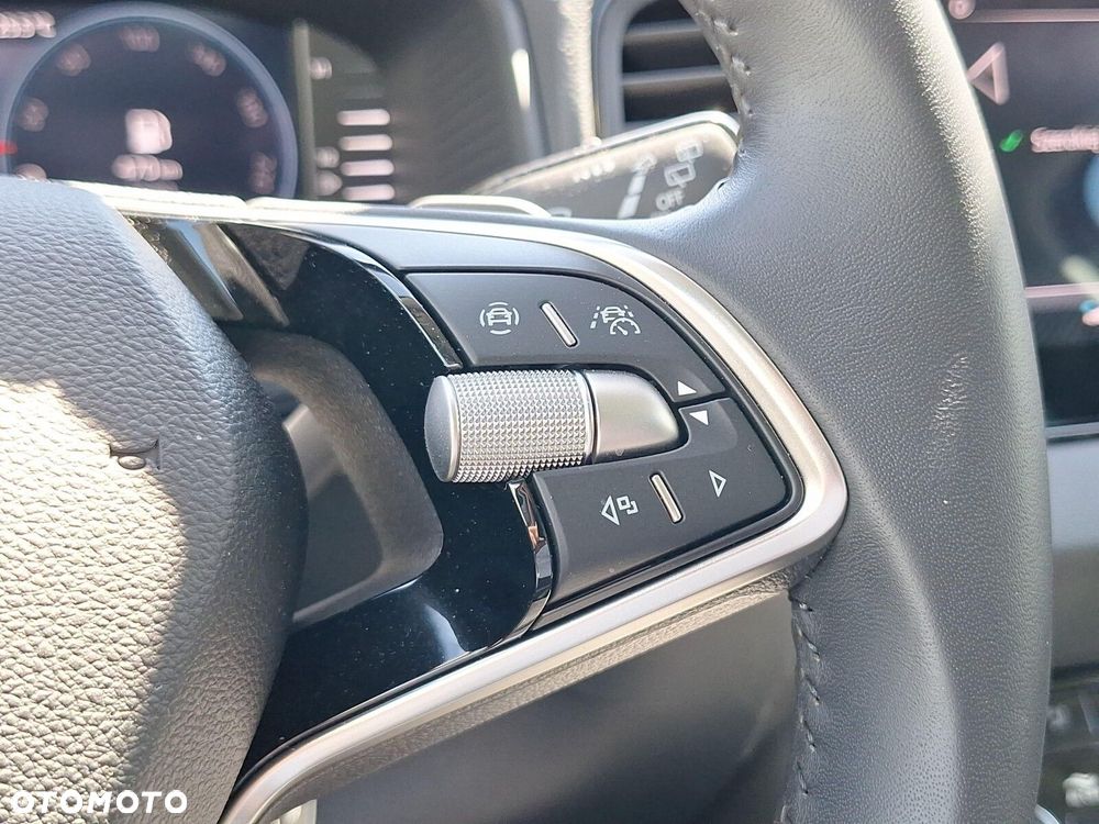 Skoda Karoq 1.5 TSI ACT Selection DSG - 23