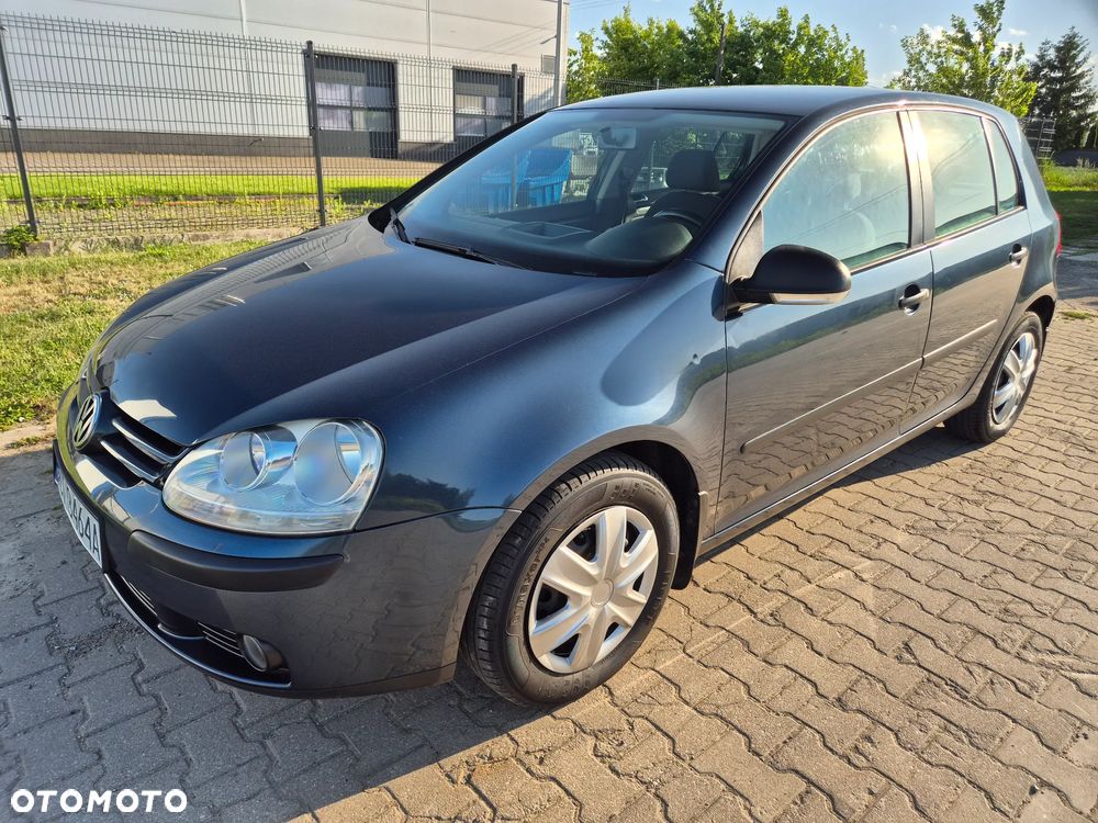 Volkswagen Golf 1.6 FSI Comfortline - 29