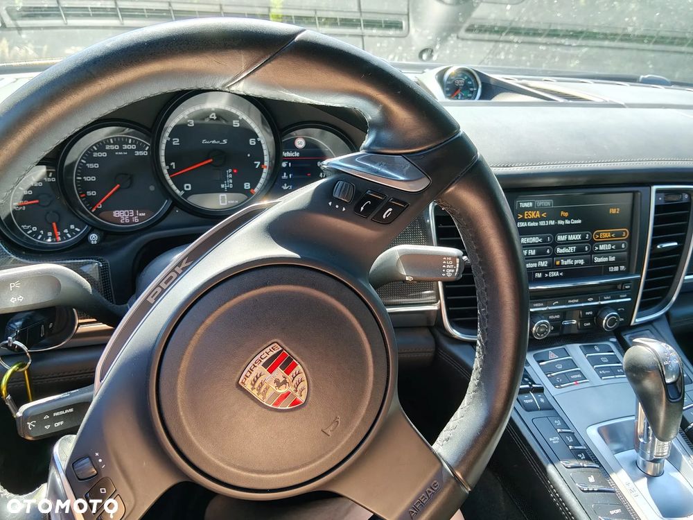 Porsche Panamera Turbo S - 15