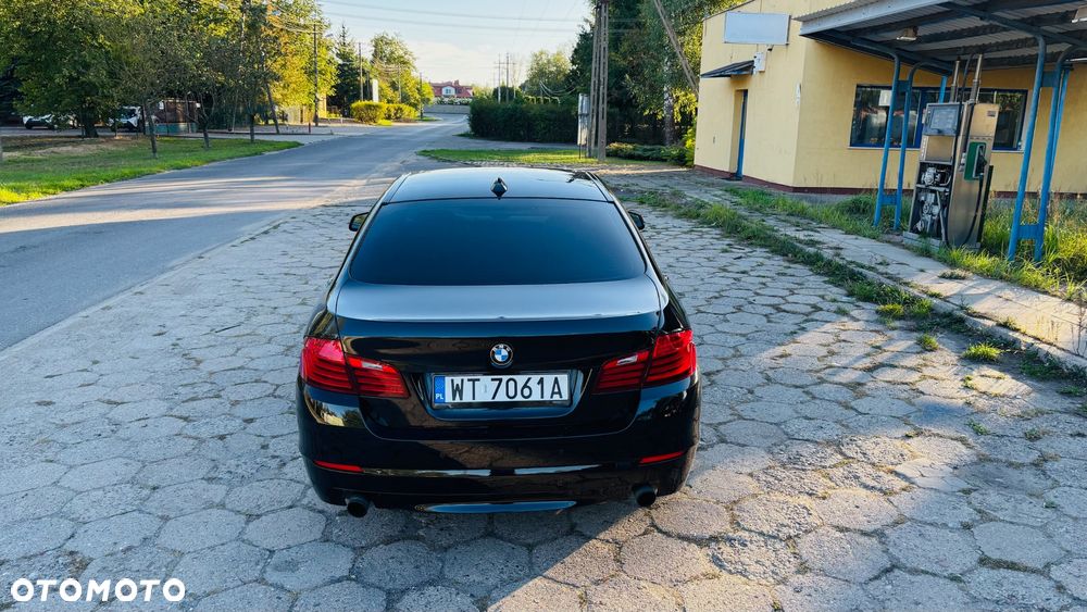 BMW Seria 5 535i xDrive - 12