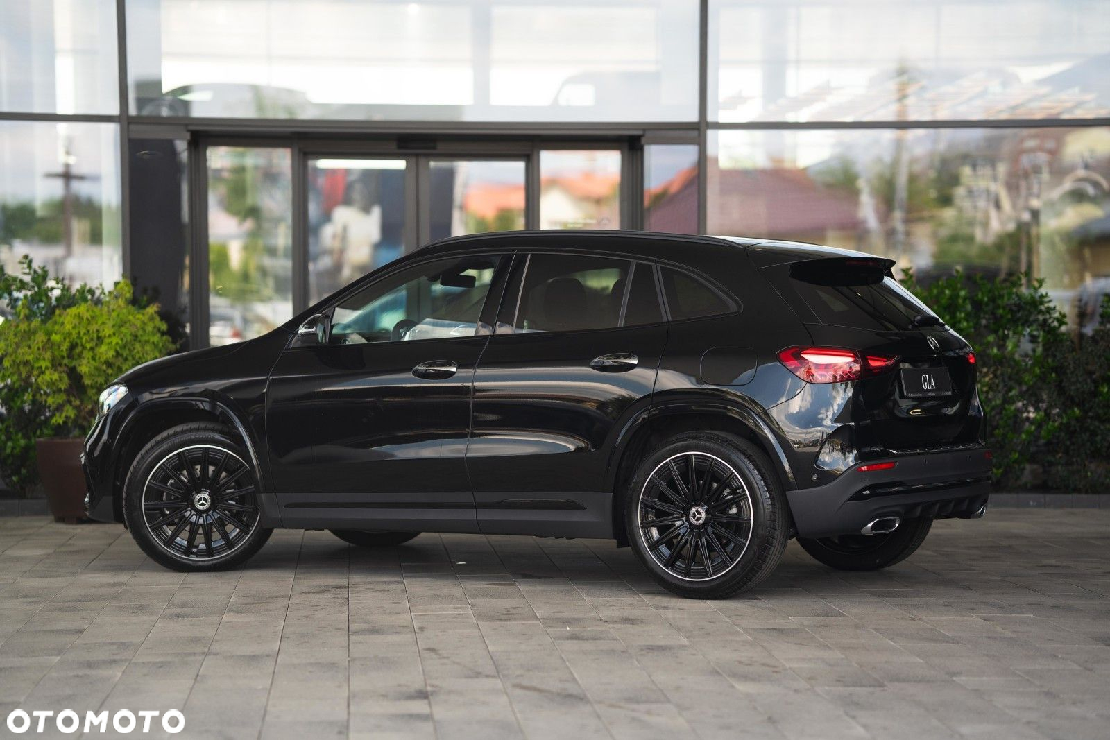 Mercedes-Benz GLA - 6