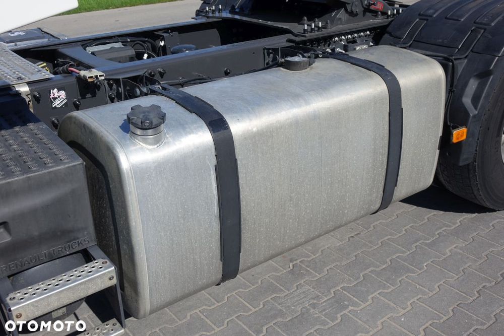 Renault GAMA T480 COMFORT / EURO 6 / STANDARD / AUTOMAT / RETARDER / KLIMATYZACJA POSTOJOWA / LODÓWKA / ALUMINIOWE FELGI - 12