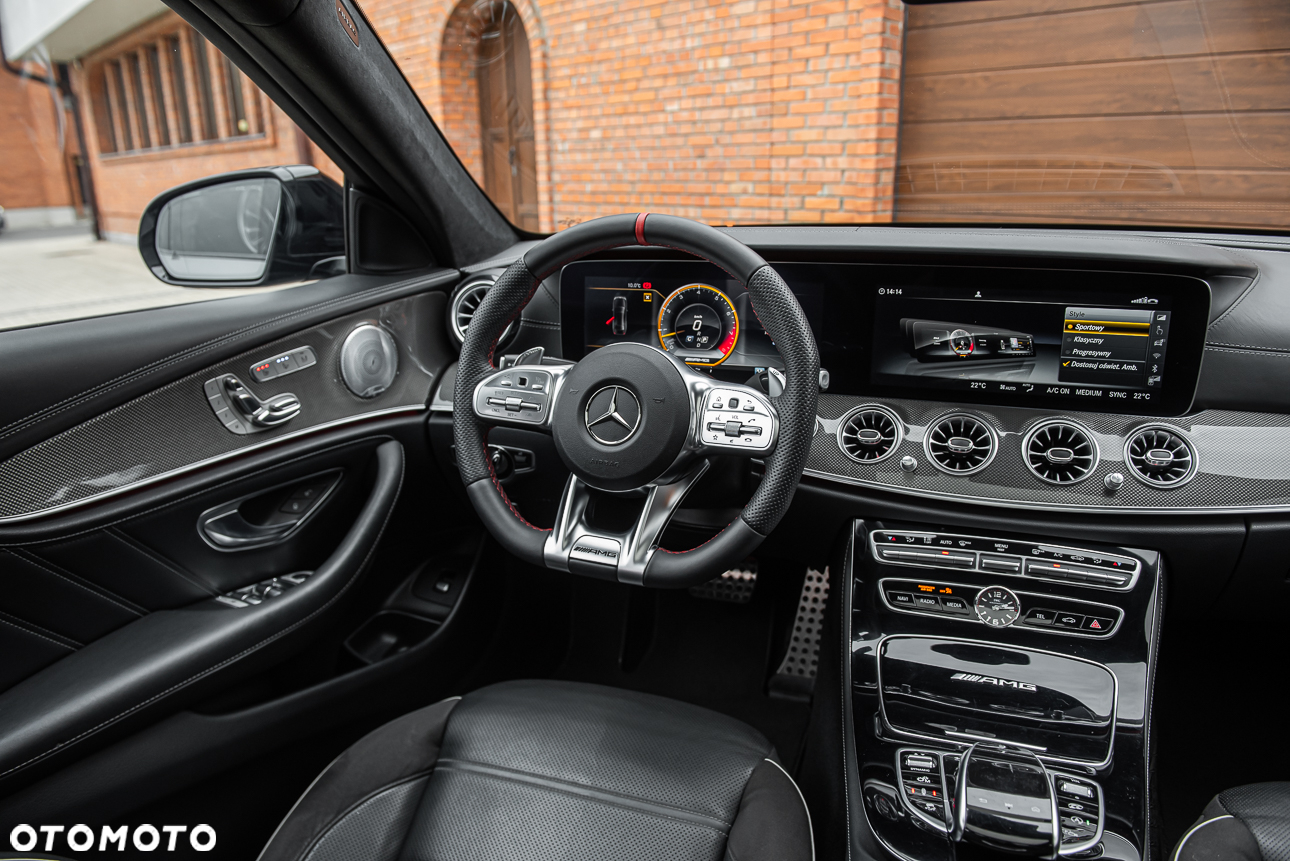 Mercedes-Benz Klasa E AMG 63 S 4-Matic+ - 18