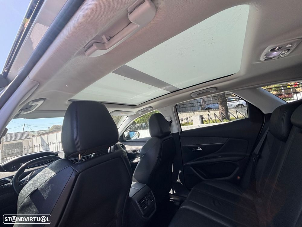 Peugeot 3008 1.5 BlueHDi Crossway - 22