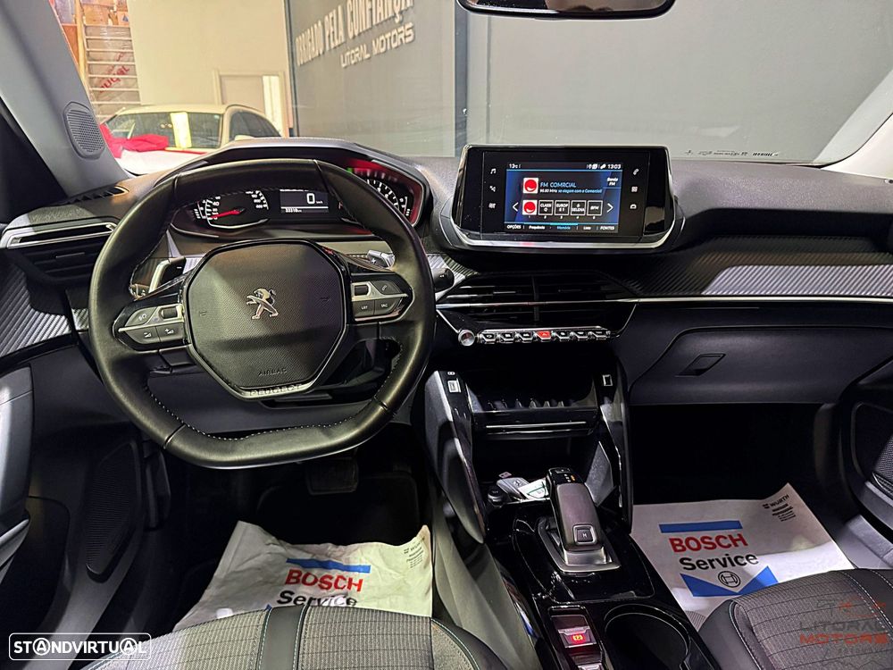 Peugeot 2008 1.2 PureTech Allure EAT8 - 19