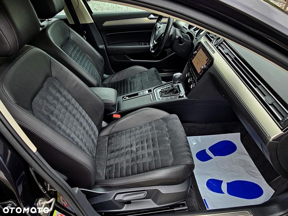 Volkswagen Passat 2.0 TDI SCR DSG Highline - 26